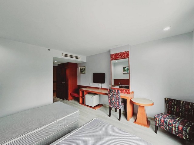 ขายโรงแรมพัทยากลางติดถนนสุขุมวิท รีโนเวทใหม่ ดำเนินกิจการต่อได้เลย