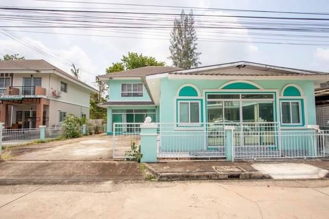 ให้เช่า 35,000 บาท/เดือน เนื้อที่ 104 ตรว. #สันกำแพง บ้าน 2 ชั้น เฟอร์นิเจอร์ครบ #ปรับปรุงใหม่ทั้งหลัง เหมาะสำหรับอยู่อาศัย หรือทำโฮมออฟฟิศ