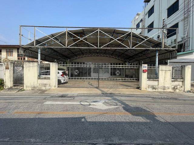 ให้เช่าบ้านเดี่ยว 2 ชั้น 90 ตรว. ซอยลาดพร้าว 94 เหมาะทำธุรกิจ หรือโฮมออฟฟิศ ( จดบริษัทได้ )