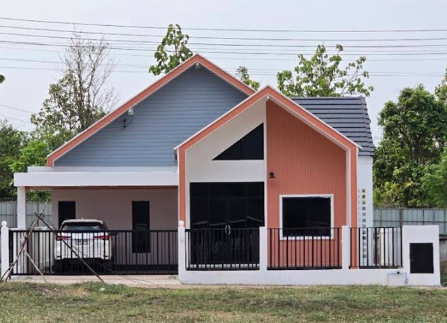 ปตท.หนองคาย-EV 1.68 กม. หนองกอมเกาะ ให้เช่า บ้านหรูขนาดย่อม 2นอน 1น้ำ  ม.ขอนแก่น หนองคาย 1.2 กม.  27ตรว. 100ตรม แอร์3 ตัว