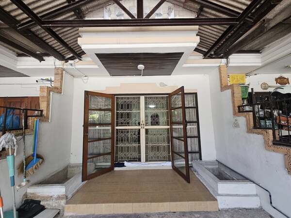 ถูกที่สุดในโครงการ ซ.ติวานนท์3 ทาวน์เฮ้า 2 ชั้น19.6 ตร.ว มบ.รวยรื่น พร้อมอยู่ ซ.ติวานนท์3 แยก 21