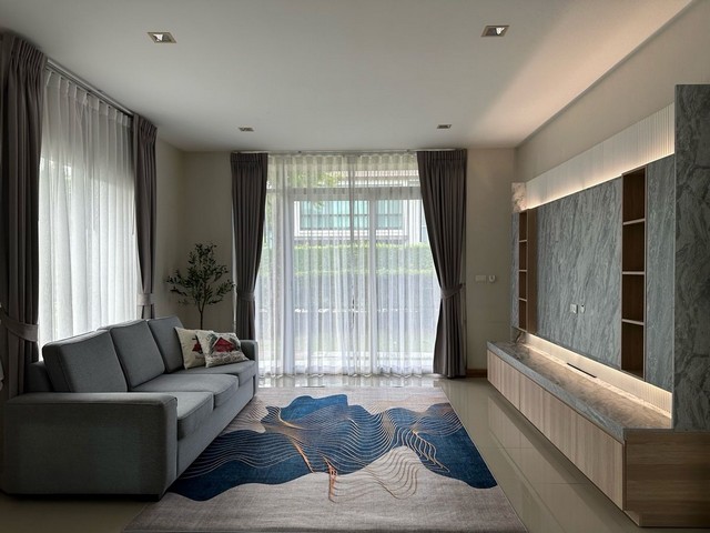 ให้เช่าบ้านย่าน รามอินทรา วัชรพล สายไหม หทัยราษฎร์ นวมินทร์ แฟชั่นไอส์แลนด์ สุขาภิบาล 5 หลังมุม โครงการ วรารมย์ พรีเมี่ยม วัชรพล - จตุโชติ