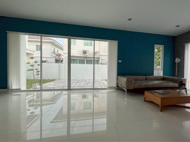 พร้อมเข้ายุ1สิงหาคม2568 บ้านเดี่ยวหลังใหญ่ ปรับปรุงใหม่  หนองมนบางแสน ให้เช่า