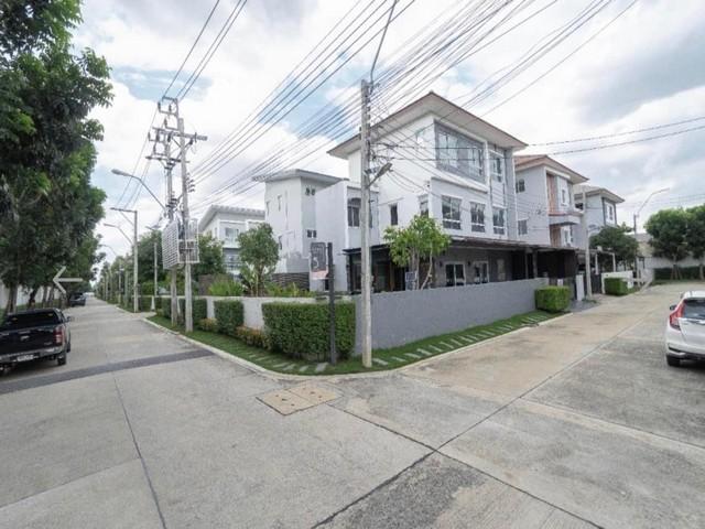 ให้เช่าบ้านเดี่ยว 3 ชั้น 75 ตรม. คาซ่า แกรนด์ สุขาภิบาล5 ไซค์ใหญ่พิเศษ ใกล้สารสาสน์วิเทศ สายไหม