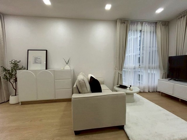 วันพลัสเจ็ดยอด1 ห้องมุม วิวสวย ตกแต่งครบ พร้อมอยู่  