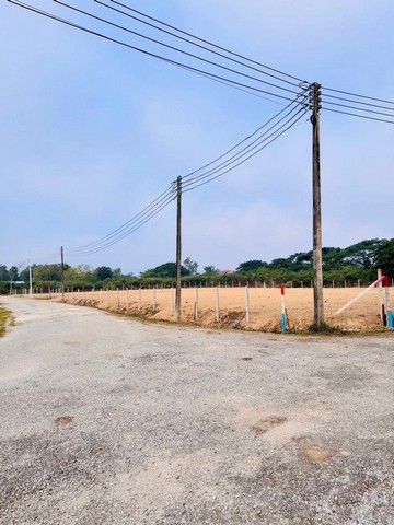 ที่ดินเปล่าถมแล้ว ในหมู่บ้าน กุลพรรณวิลเลจ โซนแม่เหียะ