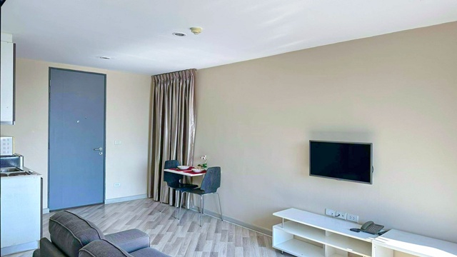 พร้อมเฟอร์ เครื่องใช้ไฟฟ้า ตลาดนัดหัวมุม 1.2 กม. เกษตร-นวมินทร์ ให้เช่า คอนโด​ ตึก​A ชั้น4 ​ม.ศรีปทม 1นอน 1น้ำ  40ตร.ม  Vento​ Condo . 