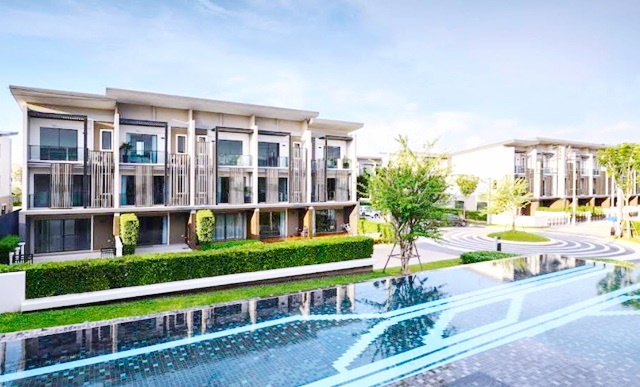 รัตนาธิเบศร์  เซ็นทรัล นอร์ทวิลล์ 2.8กม. 3นอน 3น้ำ4แอร์  ให้เช่า ทาวน์ อเวนิว MRTสามแยกบางใหญ่ เดิน 200 ม. 3ชั้น 20ตร.วา 170ตร.ม. 