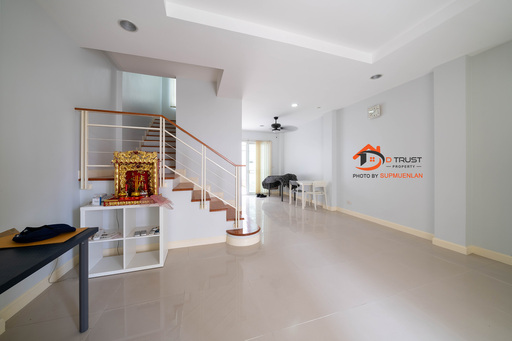 ขาย ทาวน์โฮม 4 ชั้น ม.บิซทาวน์ พระราม 3 - สุขสวัสดิ์  24ตร.ว. หลังมุม พร้อมอยู่