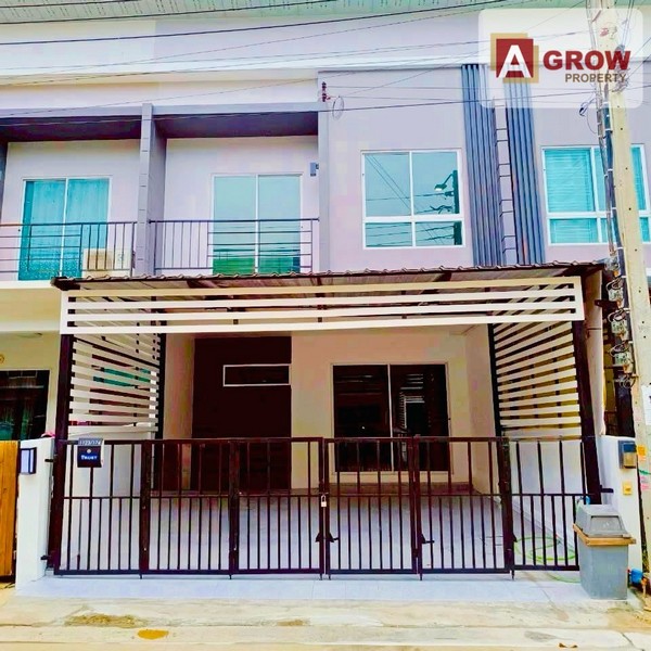 หมู่บ้านเดอะทรัสต์ ศรีนครินทร์-แพรกษา บ้านสวย ทำเลดี รีโนเวทใหม่ทั้งหลัง พร้อมเข้าอยู่