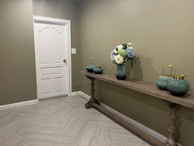 ให้เช่าโฮมออฟฟิศ รีโนเวทใหม่ทั้งหลัง พร้อมเฟอร์นิเจอร์ หมู่บ้านวัฒนา ซ.นราธิวาสราชนครินทร์ 22