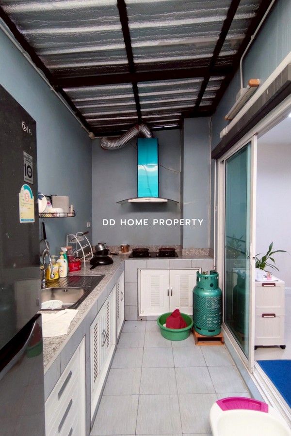 ขายหมู่บ้านวิลเลตไลท์ รัตนาธิเบศร์ ถนนเมน โซนหน้าสวน (DD002093)