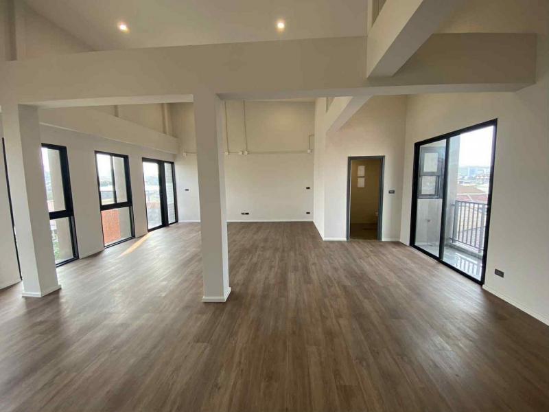 HOME OFFICE ลาดพร้าว 41  มีลิฟต์ 467 ตร.ม. หน้าบ้านกว้าง มีลิฟต์