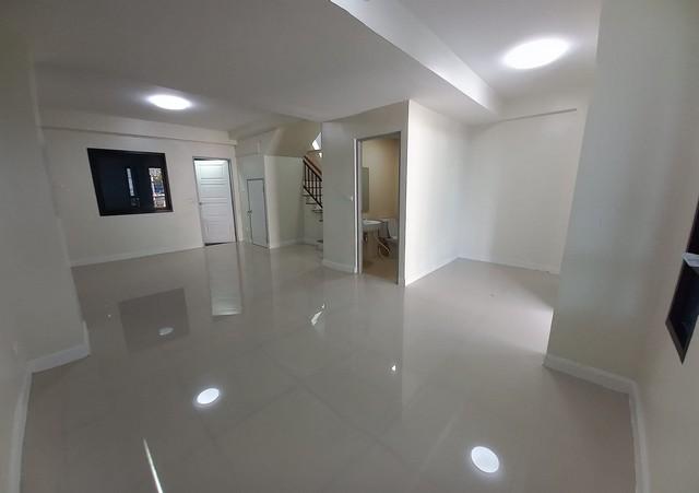 ให้เช่าทาวน์โฮม 3 ชั้น 26.8 ตร.วา 3 ห้องนอน ดีไลท์ อารียา ลาดปลาเค้า 72 renovate ใหม่ ออกซอยรามอินทรา 8