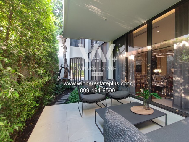 บ้าน Park Heritage 4นอน5BR 82000000 บาท. ใกล้ -เดอะไนน์ เซ็นเตอร์  -	ธัญญ่า พาร์ค  -	ดิ เอ็มควอเทียร์  -	ดิ เอ็มโพเรียม  -	ซีคอนสแควร์  -	เซ็นทรัล เอ็มบาสซี DEAL!!