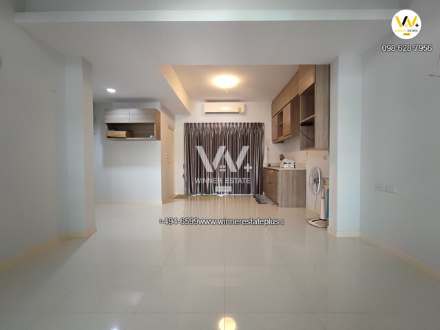 ทาวน์เฮาส์ อินดี้ ศรีนครินทร์-ร่มเกล้า 22 ตาราง.วา 0 NGAN 0 Rai 3150000 BAHT ใกล้ ไฟฟ้าสายสีชมพูสีส้ม น่าอยู่มาก แต่งพร้อมตู้เสื้อผ้าแอร์