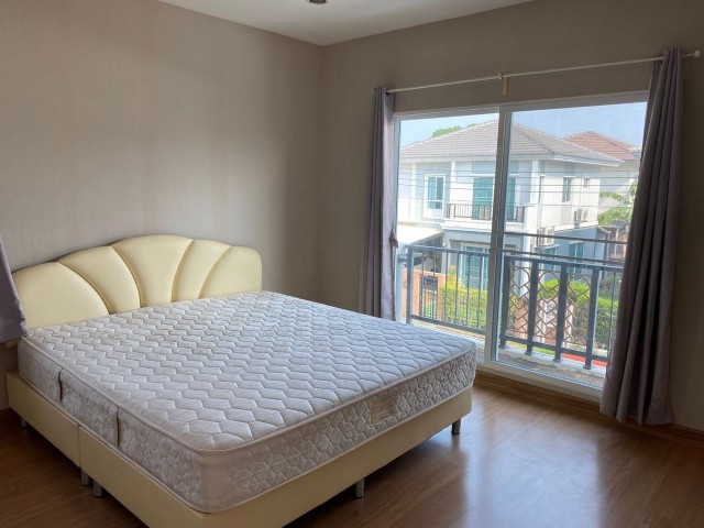 ให้เช่าบ้านเดี่ยว2ชั้น โครงการภัสสร เพรสทีจ ลักซ์ พัฒนาการ 44 แอร์เฟอร์นิเจอร์ครบ มี3ห้องนอน2ห้องน้ำ ราคาเช่าเดือนละ45,000บาท