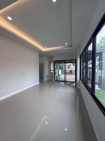 ราคาเริ่มต้นที่ 2.14 ล้าน 55-59.6 ตรว. #โซนสันกำแพง บ้านสร้างใหม่ ชั้นเดียว #สไตล์โมเดิร์น เนื้อที่กว้าง