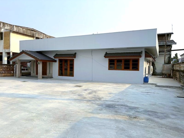 MRT ศูนย์ราชการ นนทบุรี 600ม. ถูกที่สุด MRT กระทรวงสาธารณสุข 500ม. ให้เช่าที่ดิน พร้อมอาคาร 1 ชั้น 1,022 ตร.ม. นนทบุรี ซ.เรวดี 11-25 ม.