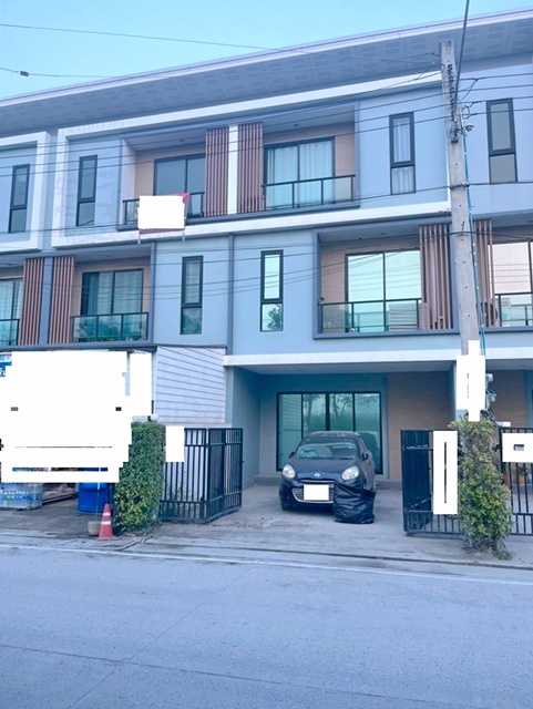 MRT ศรีลาซาล 1.3 กม. บางนา กม.5 บางแก้ว วัดคลองปลัดเปรียง 200ม.ให้เช่าทาวน์โฮม 3 ชั้น  23 ตร.วา. 280 ตร.ม. M ทำเลดี ติดถนนใหญ่