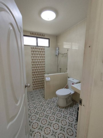 ให้เช่าบ้านเดี่ยว2ชั้นย่านโชคชัย4ลาดพร้าวลาดพร้าวใกล้MRTโชคชัย4ที่จอดรถ5คัน