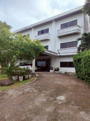 ให้เช่าโรงงานหนองรีชลบุรี ให้เช่าโรงงานขนาดใหญ่ พิกัดหนองรี ชลบุรี ใกล้มอเตอร์เวย์พื้นที่โรงงาน 5,040 ตร.ม. บนที่ดินรวม 11 ไร่