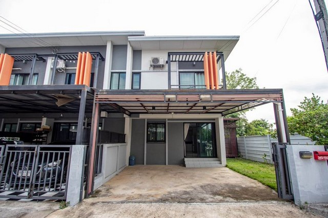 ทาวน์เฮาส์ 2 ชั้น น่าอยู่ โครงการ เดอะปาล์มการ์เด้น5 หางดง 