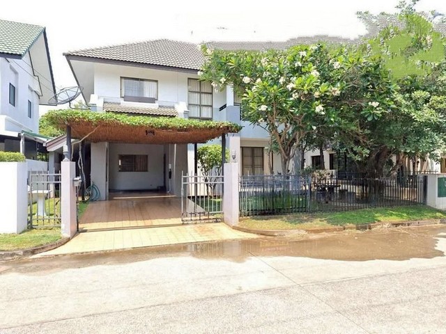 บ้านเดี่ยว 2 ชั้น โมเดิร์นล้านนา ทำเลดี แยกทางขั้นสะเมิง หางดง