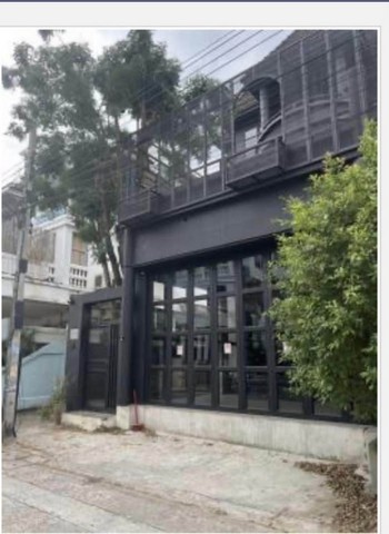 HR2690 ให้เช่าอาคาร 3 ชั้น ย่านทาวน์อินทาวน์ ห้องมุม เหมาะทำออฟฟิศ ใกล้เดอะซีน เดินทางสะดวกใกล้ทางด่วน