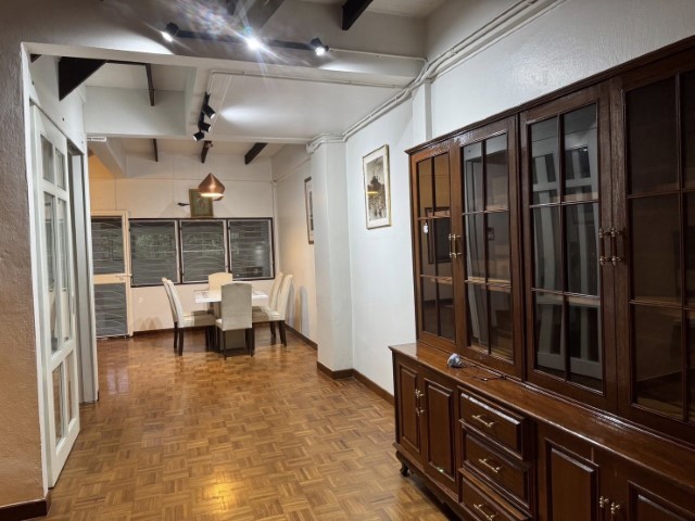 ให้เช่าทาวน์โฮม2ชั้น ถนนประชาราษบำเพ็ญ แอร์เฟอร์นิเจอร์ครบ มี3ห้องนอน2ห้องน้ำใกล้ MRT ห้วยขวาง ราคาเช่าเดือนละ35,000บาท