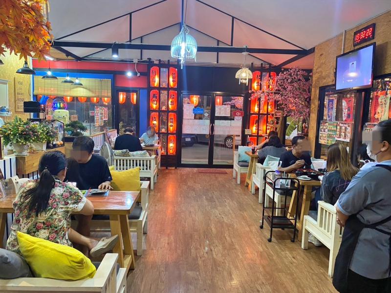 เซ้งร้านซูชิมั้ย พุทธมณฑลสาย 2 ติดถนนใหญ่ บ่อน้ำมันพลาซ่า ลงทุนกว่า2 ล้าน