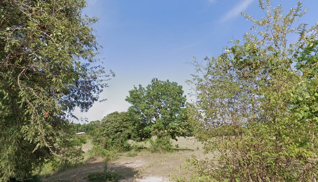 ขายที่ดิน เขาย้อย เพชรบุรี หน้ากว้างติดถนน 150 เมตร 20-0-87 ไร่ ใกล้ถนนหมายเลข 3349 แปลงสี่เหลี่ยม เหมาะสำหรับสร้างบ้าน โกดัง หรือทำธุรกิจ