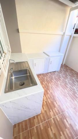 P976 ให้เช่า ทาวน์โฮม 4 ชั้น ถนนนวมินทร์ ซอยนวมินทร์ 77 โพธิ์แก้ว บางกะปิ รีโนเวทใหม่ ใกล้เดอะมอลล์บางกะปิ เลียบด่วน