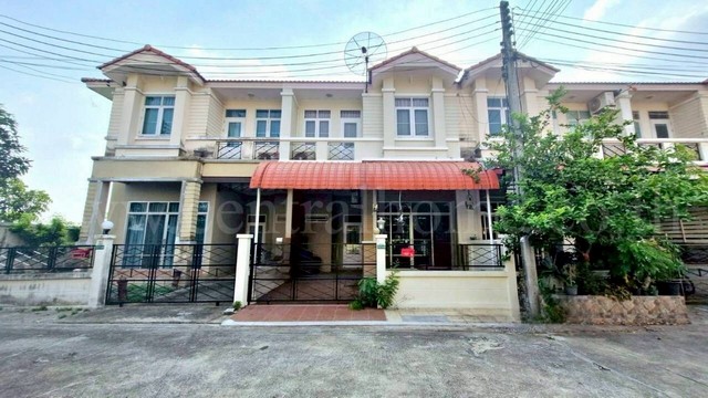 P2 ทาวน์โฮม หมู่บ้านรื่นฤดี 4 รังสิต - คลอง 4 พร้อมอยู่ ราคาถูก