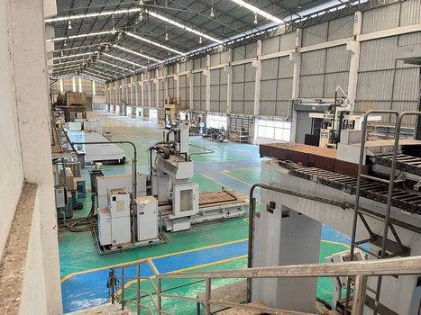 น่าซื้อม๊ากม๊าก โรงงาน+โกดัง+อาคารสำนักงาน  เนื้อที่ 6-1-2 ไร่ ราคา 120 ล้าน บางพลี สมุทรปราการ