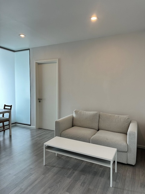 The Room Sukhumvit 69 beautiful view clean quiet 14th floor BTS Phra Khanong