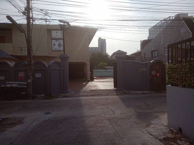 ให้เช่าบ้าน  350 ตารางวา  ซอยอินทามาระ3 ใกล้ 450 ตารางเมตร BTS สะพานควาย