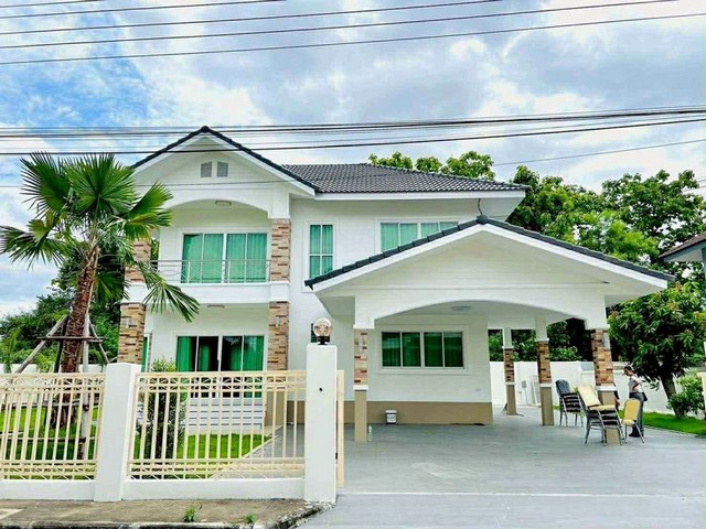 บ้านเดี่ยวสวยหรู 2 ชั้น สไตล์มินิมอล ทำเลทอง รีโนเวทใหม่ ดอยสะเก็ด