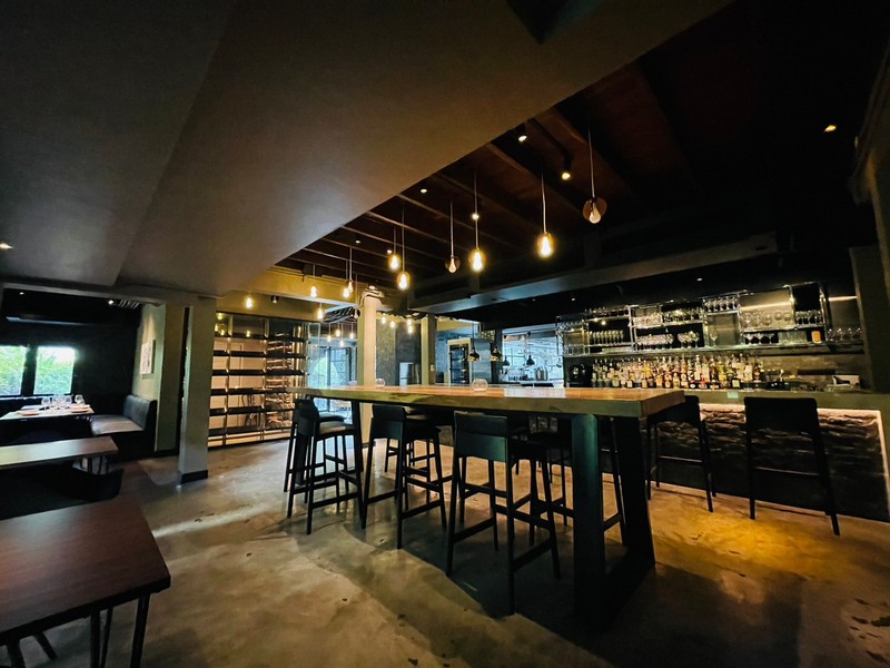 ขายขาดทุน กิจการร้านอาหาร ซอยสุขุมวิท47 พื้นที่ใช้สอยรวมทั้งหมด 900 ตรม พร้อมเฟอร์นิเจอร์ครบครัน สามารถเข้าดำเนินกิจการต่อได้ทันที