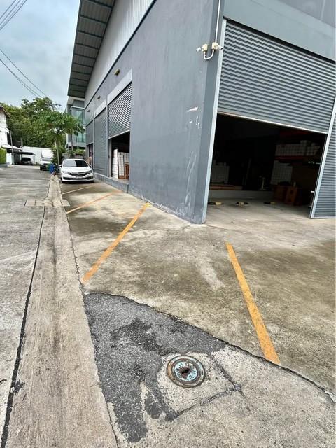 ให้เช่าโกดังพร้อมสำนักงาน 420 ตรม. ซอยพัฒนาการ 38 ใกล้ซีคอนสแควร์
