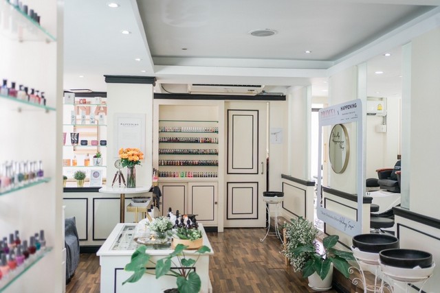 ประกาศเซ้งร้านทำผม เล็บ ขนตา ทำเลทอง ซอยทองหล่อ 13 แยกเซ้งเป็นร้านๆได้ ถ้าสนใจเซ้งรวมลดให้อีกค่ะ