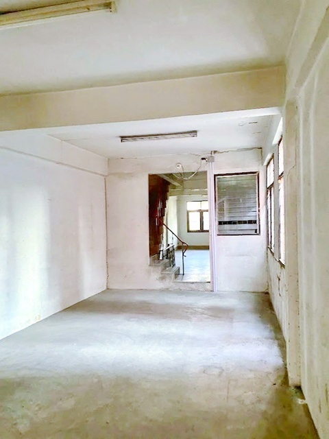 ตลาดสำเพ็ง 500 ม. MRTสามยอด 900ม.ให้เช่าอาคารพาณิชย์ 2 ชั้น 1 คูหา หน้าหลัง 2นอน 2น้ำ  14,999-29,999B-M ถ.มหาไชย บริพัตร เยาวราช