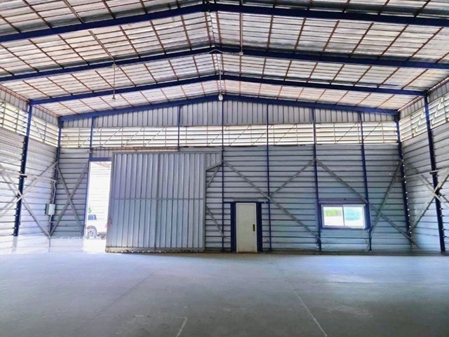 ติดถนนตำหรุ-บางพลี  BTS แพรกษา ให้เช่าโกดัง 305ตร.ม. บิ๊กซี บางพลี 2 กม. ตลาด ทิพย์นิมิตร บางพลี 1.9กม. 80ตร.วา.