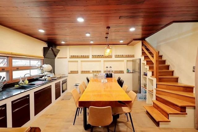 พูลวิลล่าหรู ราคาเพียง 11.9 ล้าน 116 ตรว. #สันพระเนตร #สันทราย บ้านเดี่ยวพูลวิลล่า 2 ชั้น + ชั้นลอย ทำเลเยี่ยม เดินทางสะดวก เข้าเมืองง่าย