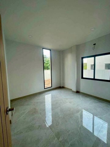 ราคาเริ่มเพียง 6.3 ล้าน (ไม่มีสระว่ายน้ำ) #โซนสันกำแพง #ต้นเปา บ้านพูลวิลล่า มี 2 หลัง #ถนนสันกำแพงสายเก่า ซื้อวันนี้พร้อมรับของแถมอีกมากมาย