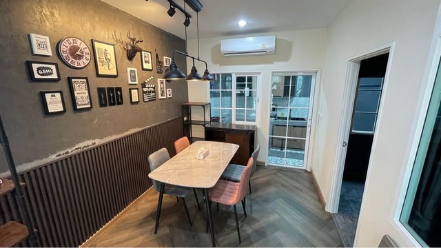 P995 ให้เช่าทาวน์เฮ้าส์ 2 ชั้น โครงการ Golden town รามอินทรา-วงแหวน ใกล้วัดคู้บอน