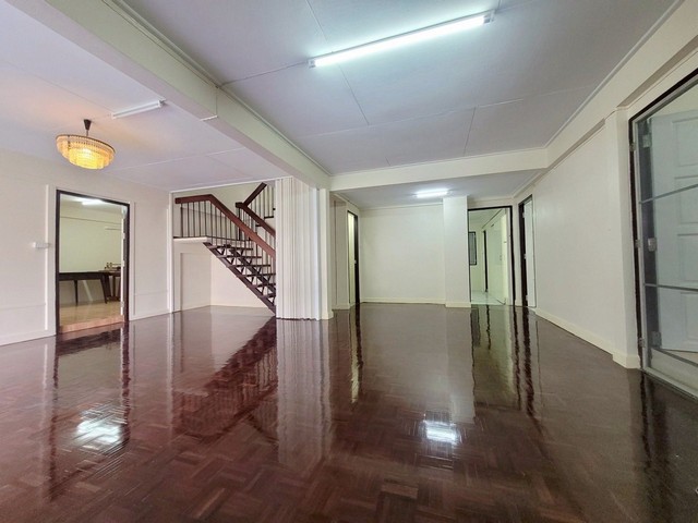 P994 ให้เช่า บ้านเดี่ยว ซอยพระรามเก้า41 หลังเดอะไนน์พระรามเก้า The Nine Center Rama 9 บ้านเปล่า ไม่มีเฟอร์นิเจอร์