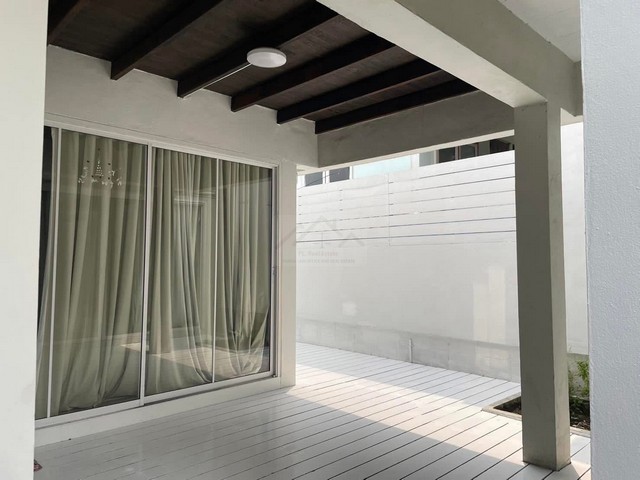 ให้เช่าบ้านเดี่ยว 2 ชั้น 40 ตรว. 200 ตรม. ถนนสุทธิสารวินิจฉัย ย่านรัชดา ใกล้ MRT สุทธิสาร 900 เมตร