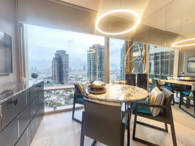 Four Seasons Private Residences Condo for SALE, near BTS Saphan Taksin