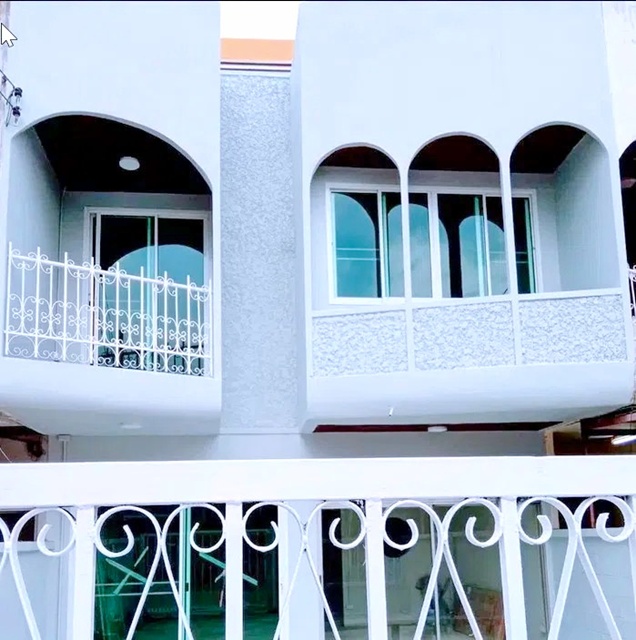 ไม่เคยอยู่ BTS เอกมัย 4.3กม.ทองหล่อ4กม.ให้เช่าทาวน์เฮาส์ 2 ชั้น 35ตร.วา. 280 ตร.ม.รีโนเวทใหม่ ย่า พัฒนาการ 20-25 อ่อนนุช17 3 นอน 2 น้ำ